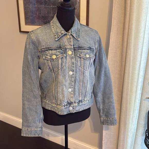 Zara Sherpa Lined Denim Jacket - Size Medium - Picture 1 of 9
